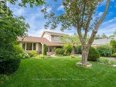 44 AMELIA STREET Barrie Ontario, L4M 1M6