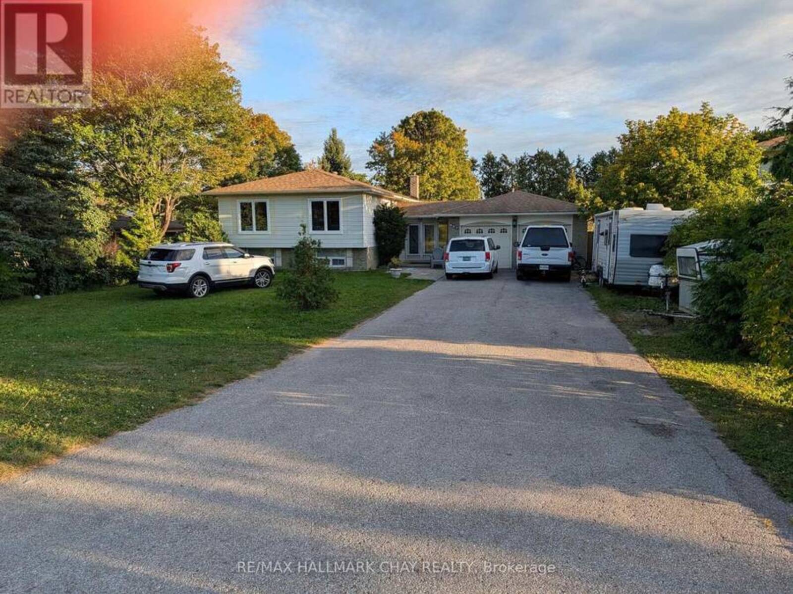 607 BIG BAY POINT ROAD, Barrie, Ontario L4N 3Z9