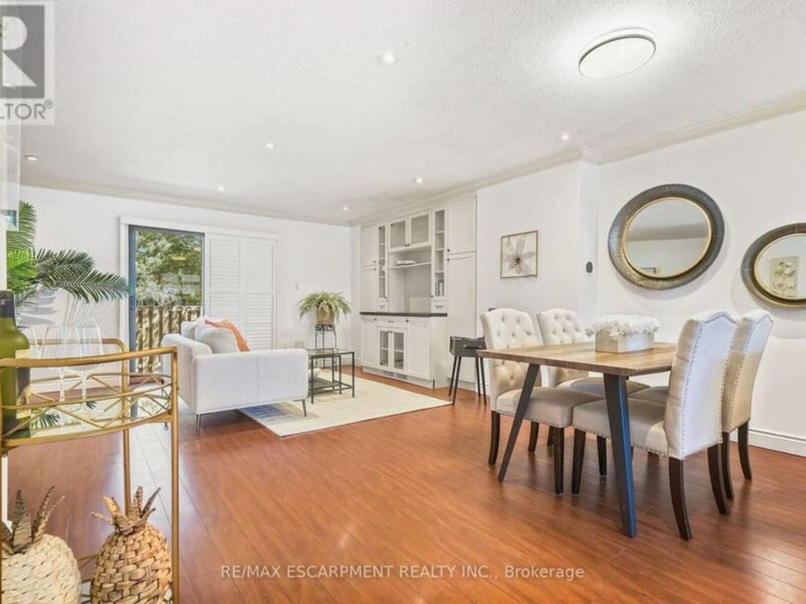 27 - 1518 SIXTH LINE, Oakville, Ontario L6H 2P2