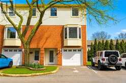 12 - 130 LIVINGSTON AVENUE | Grimsby Ontario | Slide Image Two