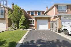 38 WHITE BOULEVARD | Vaughan Ontario | Slide Image Three