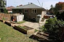 44 LINDSAY AVENUE | Newmarket Ontario | Slide Image Nineteen