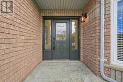 84 RILEY STREET | Hamilton Ontario | Slide Image Three