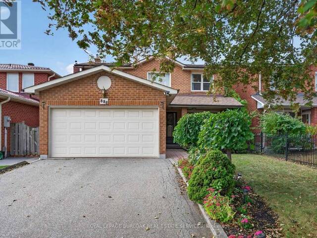 888 MESSENGER MEADOW DRIVE Mississauga Ontario, L5C 3T2 - 3 Bedrooms Home For Sale