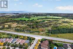 18 HACKWOOD CRESCENT | Aurora Ontario | Slide Image Eight