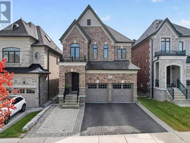18 HACKWOOD CRESCENT Aurora Ontario, L4G 0V1 - 4 Bedrooms Home For Sale