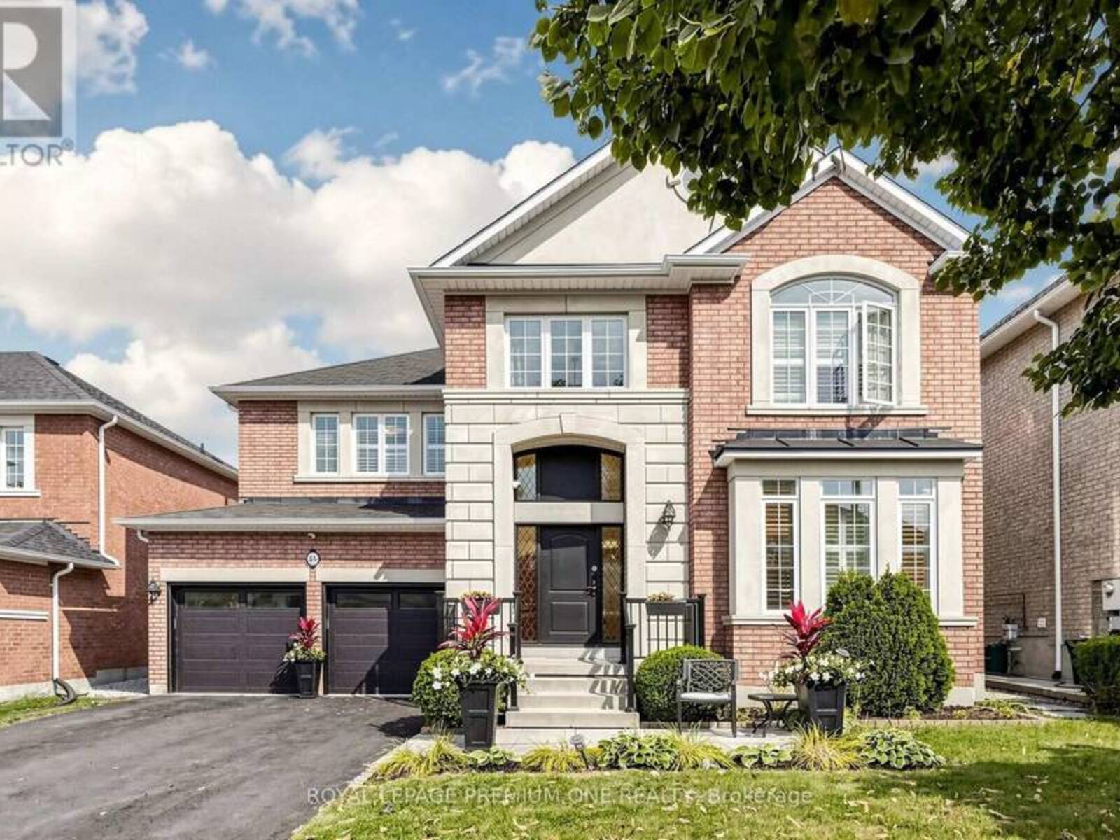 46 BOSCO DRIVE, Vaughan, Ontario L4H 0M3