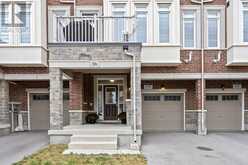36 PAISLEY DRIVE | Bradford West Gwillimbury Ontario | Slide Image Three