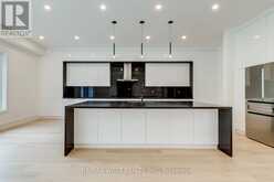 3 AMBER CRESCENT | Toronto Ontario | Slide Image Eight