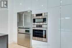 3 AMBER CRESCENT | Toronto Ontario | Slide Image Nine