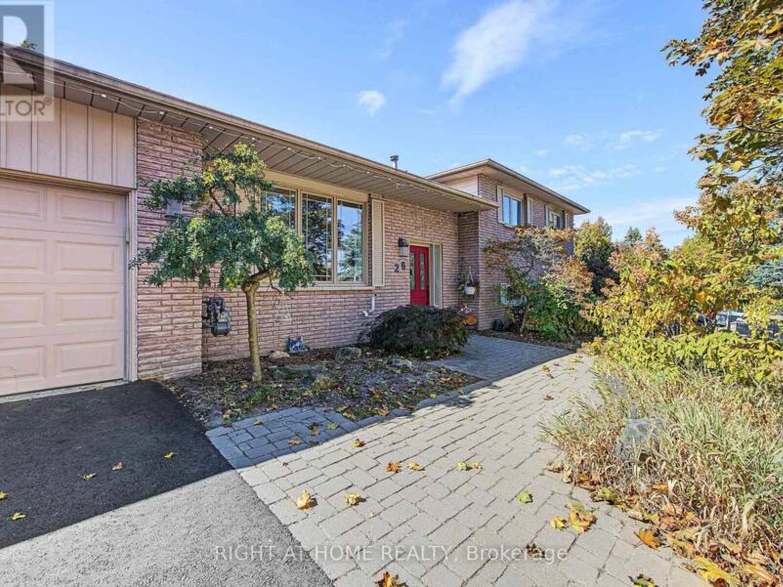 26 WILLIAM REX CRESCENT, Erin, Ontario N0B 1T0