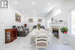 10 MEGARRY COURT | Richmond Hill Ontario | Slide Image Thirteen