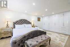 10 MEGARRY COURT | Richmond Hill Ontario | Slide Image Eighteen