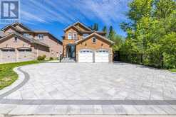 10 MEGARRY COURT | Richmond Hill Ontario | Slide Image One