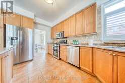 842 GREENLEAF CIRCLE | Oshawa Ontario | Slide Image Sixteen