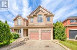 842 GREENLEAF CIRCLE | Oshawa Ontario | Slide Image One