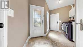 36 MAPLEHYRN AVENUE | East Gwillimbury Ontario | Slide Image Forty-one