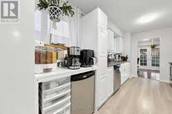 24 REDHEUGH CRESCENT | Toronto Ontario | Slide Image Fifteen