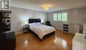 17 PICCADILLY ROAD | Richmond Hill Ontario | Slide Image Fifteen