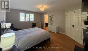 17 PICCADILLY ROAD | Richmond Hill Ontario | Slide Image Sixteen