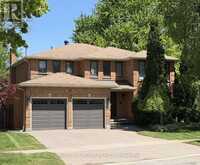 17 PICCADILLY ROAD | Richmond Hill Ontario | Slide Image One