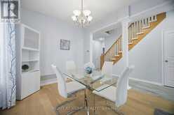 2249 CRESTMONT DRIVE | Oakville Ontario | Slide Image Twelve