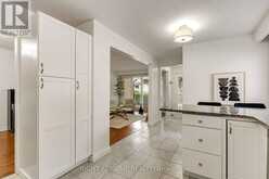 1302 REDBANK CRESCENT | Oakville Ontario | Slide Image Ten