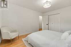 1302 REDBANK CRESCENT | Oakville Ontario | Slide Image Twelve