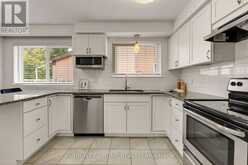 1302 REDBANK CRESCENT | Oakville Ontario | Slide Image Nine