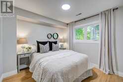 19 PENWICK CRESCENT | Richmond Hill Ontario | Slide Image Thirty