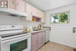 19 - 6 MEADOW LANE | Barrie Ontario | Slide Image Nineteen