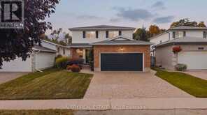 211 EASTFOREST TRAIL | Kitchener Ontario | Slide Image One