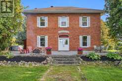 351 HEDGE ROAD | Georgina Ontario | Slide Image Five
