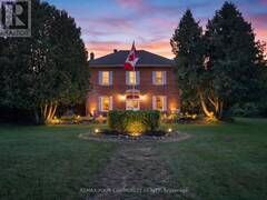 351 HEDGE ROAD Georgina Ontario, L0E 1R0
