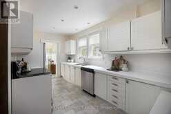 22 BELVEDERE BOULEVARD | Toronto Ontario | Slide Image Twelve
