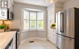 27 NORMANDY PLACE | Oakville Ontario | Slide Image Nine