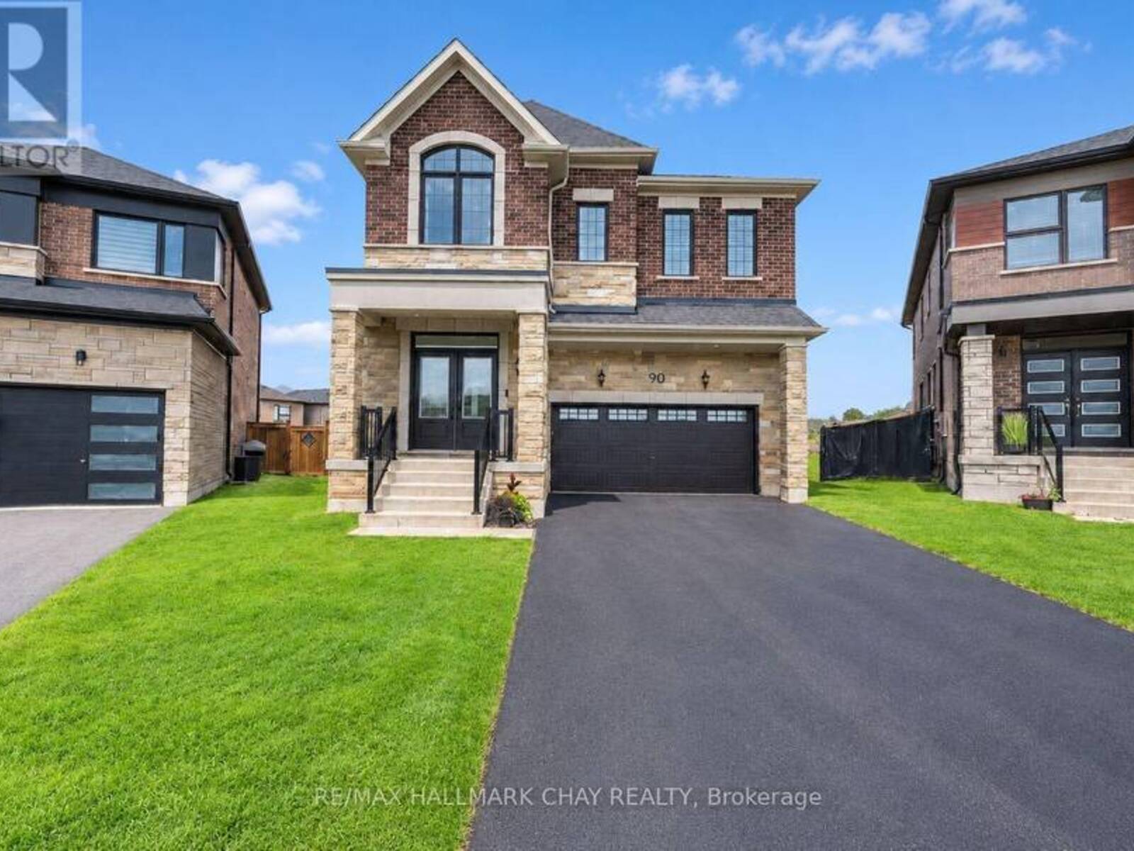 90 MCBRIDE TRAIL, Barrie, Ontario L9J 0Y6