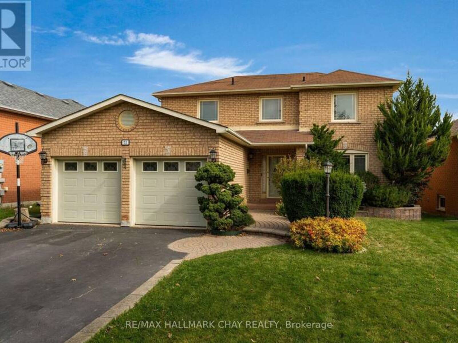 73 BROWN STREET, Barrie, Ontario L4N 7V5