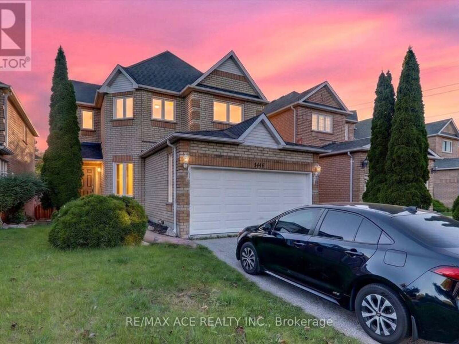 1446 SANDHURST CRESCENT, Pickering, Ontario L1V 6Y8