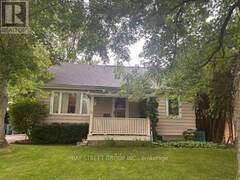 320 STEWART STREET Newmarket Ontario, L3Y 3M6