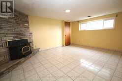156 COLBORNE STREET | Bradford West Gwillimbury Ontario | Slide Image Twelve