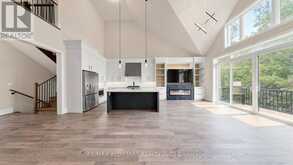 1 LOIS TORRANCE TRAIL | Uxbridge Ontario | Slide Image Fifteen