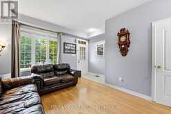 5 PARROTTA DRIVE | Toronto Ontario | Slide Image Four