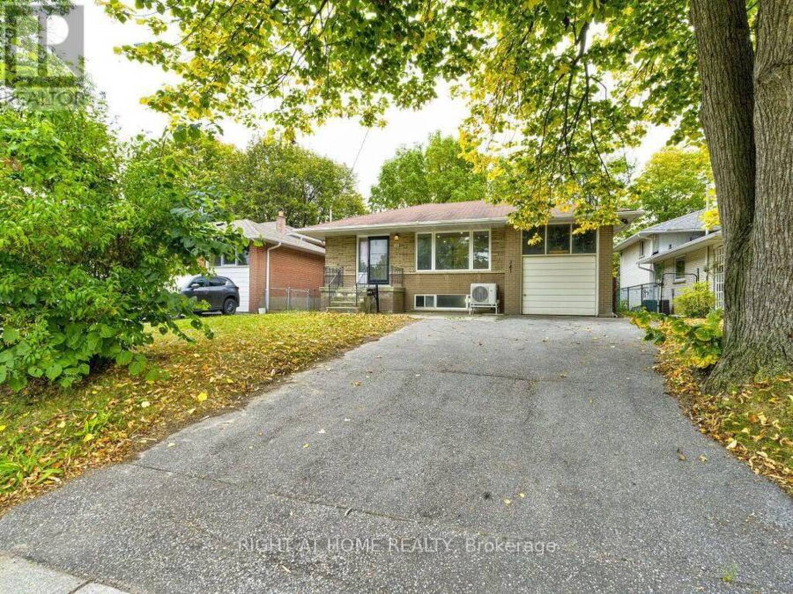 341 RATHBURN ROAD, Toronto, Ontario M9B 2L9