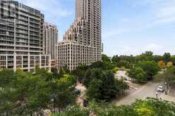 579 - 209 FORT YORK BOULEVARD | Toronto Ontario | Slide Image Twenty-four