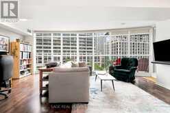579 - 209 FORT YORK BOULEVARD | Toronto Ontario | Slide Image Four