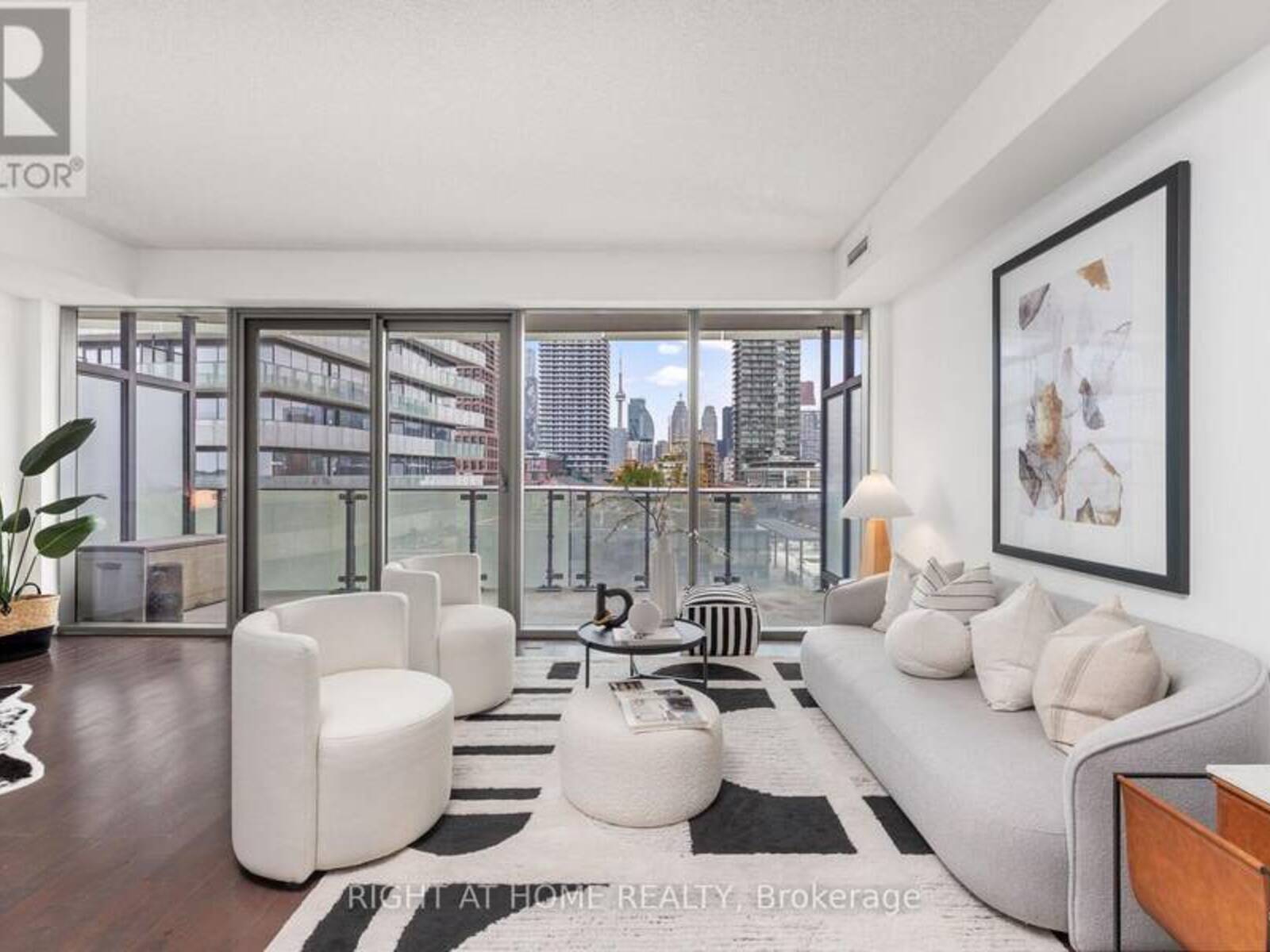 701 - 390 CHERRY STREET, Toronto, Ontario M5A 0E2