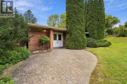 4 MCNAMARA COURT | Ajax Ontario | Slide Image Four