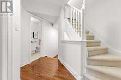 34 FAIRHEAD MEWS | Toronto Ontario | Slide Image Twenty