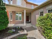 51 ANNIE CRESCENT | Ajax Ontario | Slide Image Two